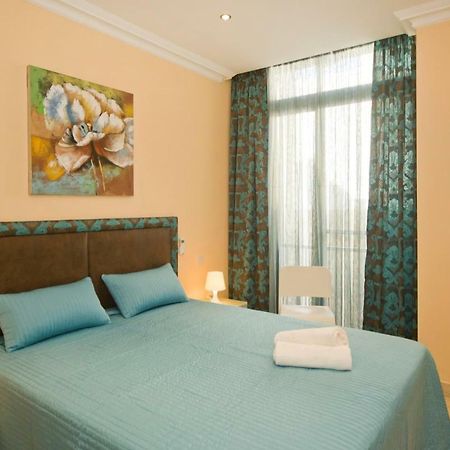 Sliema Duplex 1 Bedroom Apartment With 2 Bathrooms- Sleep 4 Ngoại thất bức ảnh