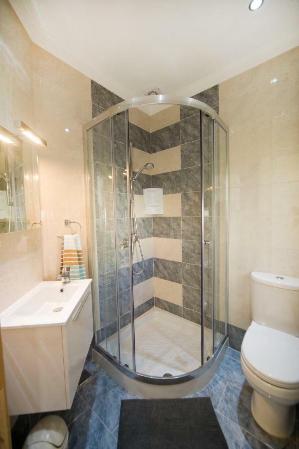 Sliema Duplex 1 Bedroom Apartment With 2 Bathrooms- Sleep 4 Ngoại thất bức ảnh